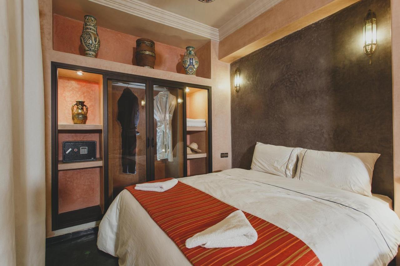 Riad Tama & Spa 우아르자자테 외부 사진